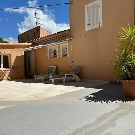 Ollioules, Au Coeur De La Pinede, Proche De La Villa